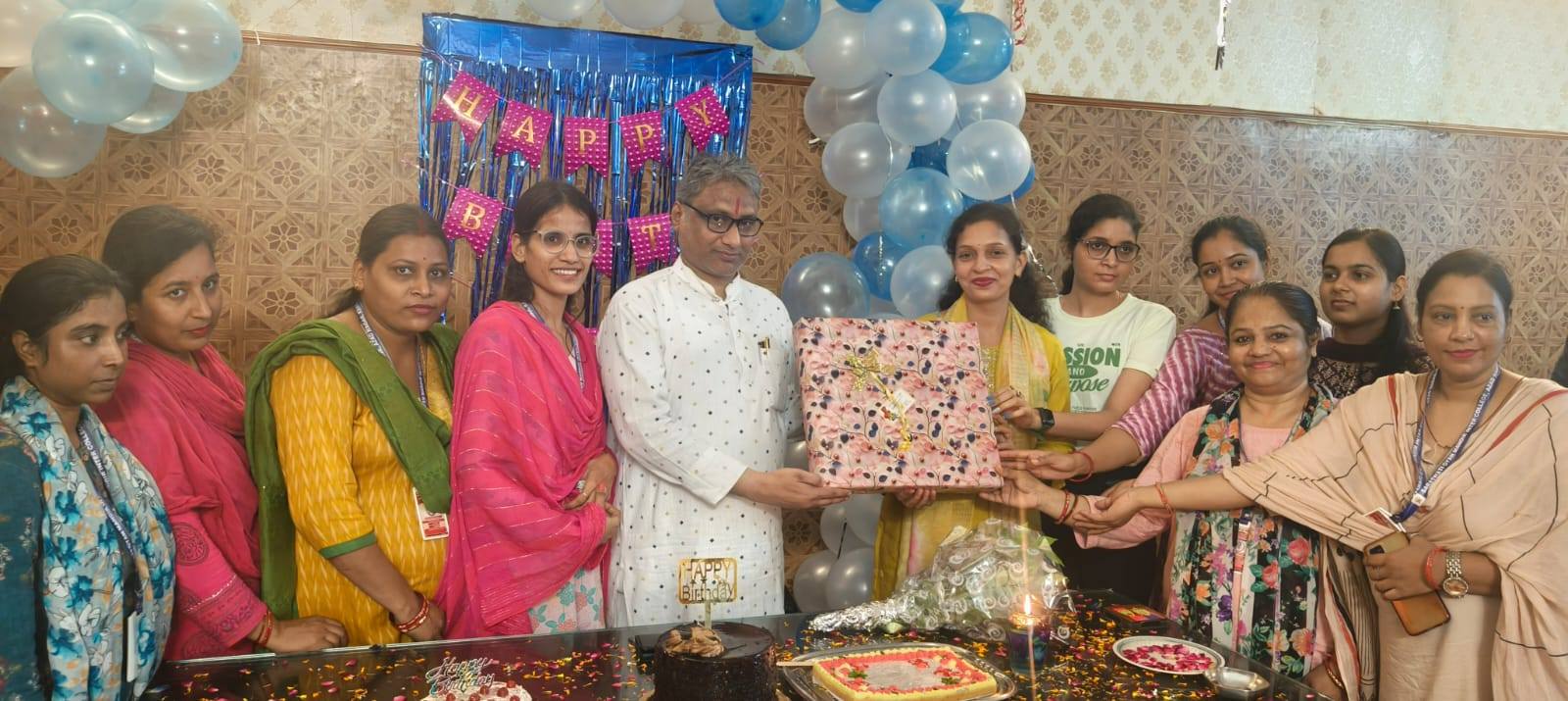 Manager Shri Amit Agrawal Birthday Celebration